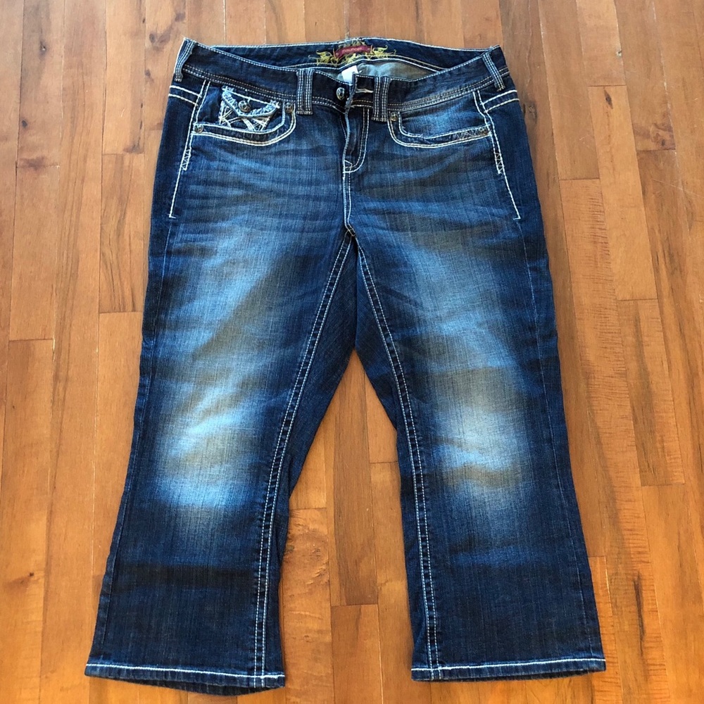 Maurices capris